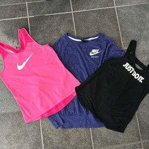 Girls Nike Large athletic bundle
